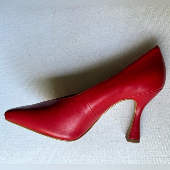 Red Leather Vince Camuto High Heels - Picture 5 of 12